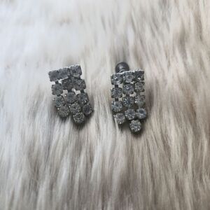 Vintage Screwback Clip-On Rhinestone Cluster‎ Dangle Earrings